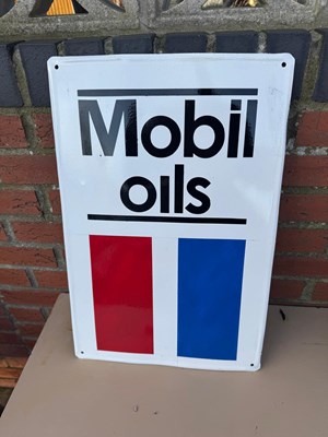 Lot 343 - MOBIL OILS PAINTED METAL SIGN 15.5" X 13.5"