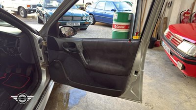 Lot 198 - 1998 VAUXHALL VECTRA GSI V6