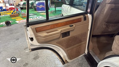 Lot 578 - 1991 LAND ROVER RANGE ROVER VOGUE EFI
