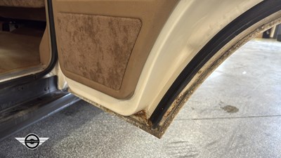 Lot 578 - 1991 LAND ROVER RANGE ROVER VOGUE EFI