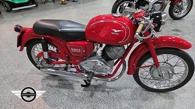 Lot 100 - 1960 MOTO GUZZI