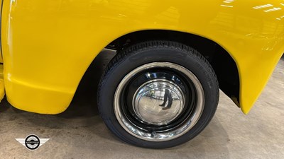 Lot 35 - 1951 CHEVROLET