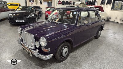Lot 201 - 1973 VANDEN PLAS 1300 PRINCESS AUTO