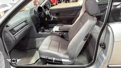 Lot 28 - 1995 BMW 323I AUTO