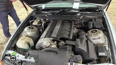 Lot 28 - 1995 BMW 323I AUTO