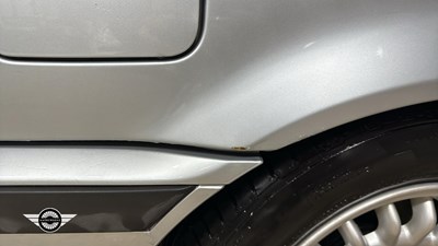 Lot 28 - 1995 BMW 323I AUTO