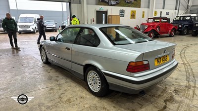 Lot 28 - 1995 BMW 323I AUTO