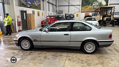 Lot 28 - 1995 BMW 323I AUTO