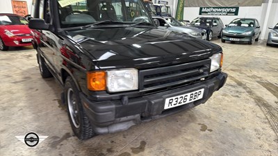 Lot 32 - 1998 LAND ROVER DISCOVERY V8I A