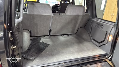 Lot 32 - 1998 LAND ROVER DISCOVERY V8I A