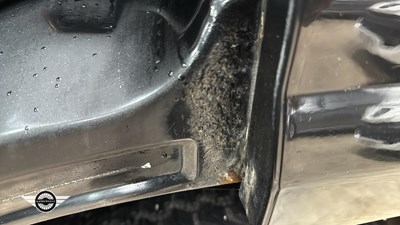 Lot 32 - 1998 LAND ROVER DISCOVERY V8I A