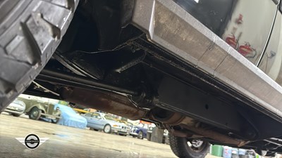 Lot 32 - 1998 LAND ROVER DISCOVERY V8I A