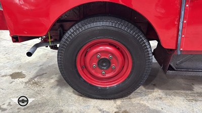 Lot 38 - 1952 LAND ROVER