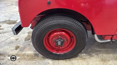 Lot 38 - 1952 LAND ROVER