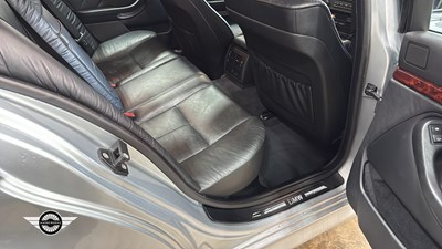 Lot 46 - 1998 BMW 523I SE AUTO