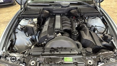 Lot 46 - 1998 BMW 523I SE AUTO