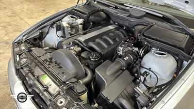 Lot 46 - 1998 BMW 523I SE AUTO