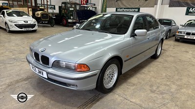 Lot 46 - 1998 BMW 523I SE AUTO