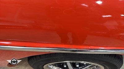 Lot 56 - 1980 MG B GT