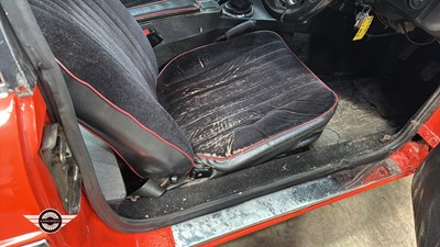 Lot 56 - 1980 MG B GT