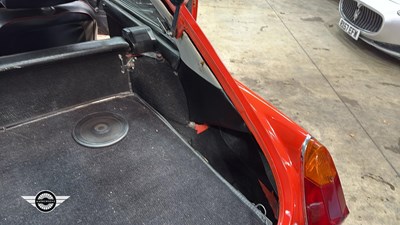 Lot 56 - 1980 MG B GT