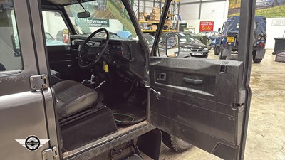 Lot 92 - 1988 LAND ROVER LR 110 V8 SW