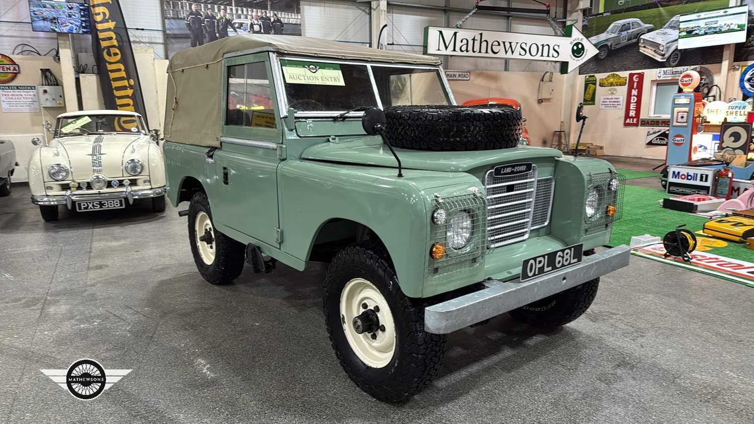 1972 LAND ROVER 88" - 4 CYL -...