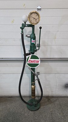 Lot 493 - CASTROL REPRODUCTION PUMP