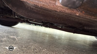 Lot 140 - 1965 MERCEDES 230 S