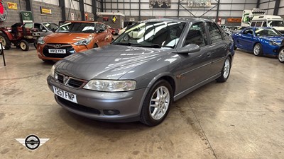 Lot 172 - 2001 VAUXHALL VECTRA SRI 150