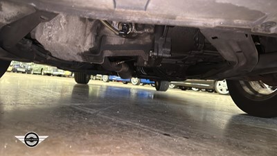 Lot 172 - 2001 VAUXHALL VECTRA SRI 150