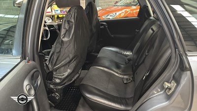 Lot 172 - 2001 VAUXHALL VECTRA SRI 150