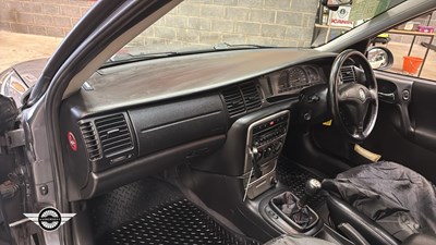 Lot 172 - 2001 VAUXHALL VECTRA SRI 150