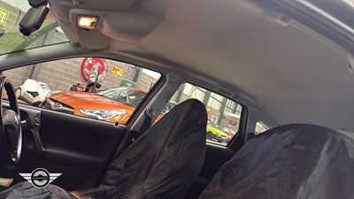 Lot 172 - 2001 VAUXHALL VECTRA SRI 150