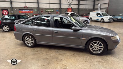 Lot 172 - 2001 VAUXHALL VECTRA SRI 150