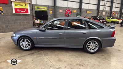 Lot 172 - 2001 VAUXHALL VECTRA SRI 150
