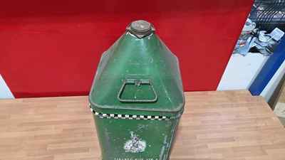 Lot 71 - LIBERTY LUBRICATING OILS PYRAMID CAN