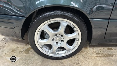 Lot 234 - 2001 MERCEDES SL280 AUTO - V6 DESIGNO