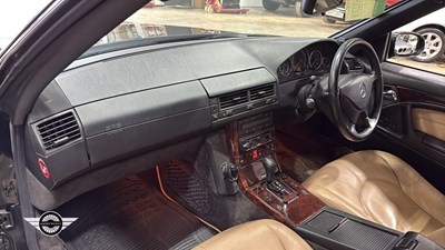Lot 234 - 2001 MERCEDES SL280 AUTO - V6 DESIGNO