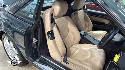 Lot 234 - 2001 MERCEDES SL280 AUTO - V6 DESIGNO