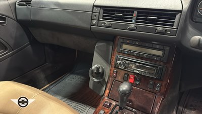 Lot 234 - 2001 MERCEDES SL280 AUTO - V6 DESIGNO