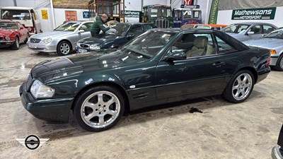 Lot 234 - 2001 MERCEDES SL280 AUTO - V6 DESIGNO