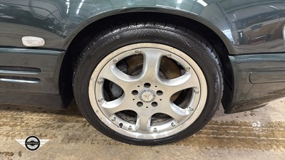 Lot 234 - 2001 MERCEDES SL280 AUTO - V6 DESIGNO