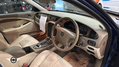 Lot 266 - 2003 JAGUAR S-TYPE V6 AUTO