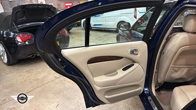 Lot 266 - 2003 JAGUAR S-TYPE V6 AUTO