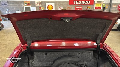 Lot 276 - 1998 ALFA ROMEO SPIDER T-SPARK 16V