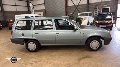 Lot 286 - 1988 VAUXHALL ASTRA S MERIT