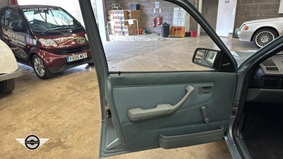 Lot 286 - 1988 VAUXHALL ASTRA S MERIT