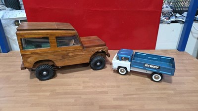 Lot 719 - WOODEN LAND ROVER & TRI-ANG TIPPER TRUCK