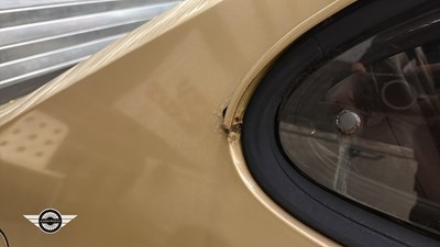 Lot 124 - 1980 FORD CAPRI GHIA AUTO